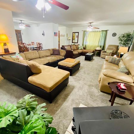 Family Friendly, 3 Bedroom House, With King Bed For Up To 15 - Bbq - Internet - Jet Tub Auburn Exterior photo