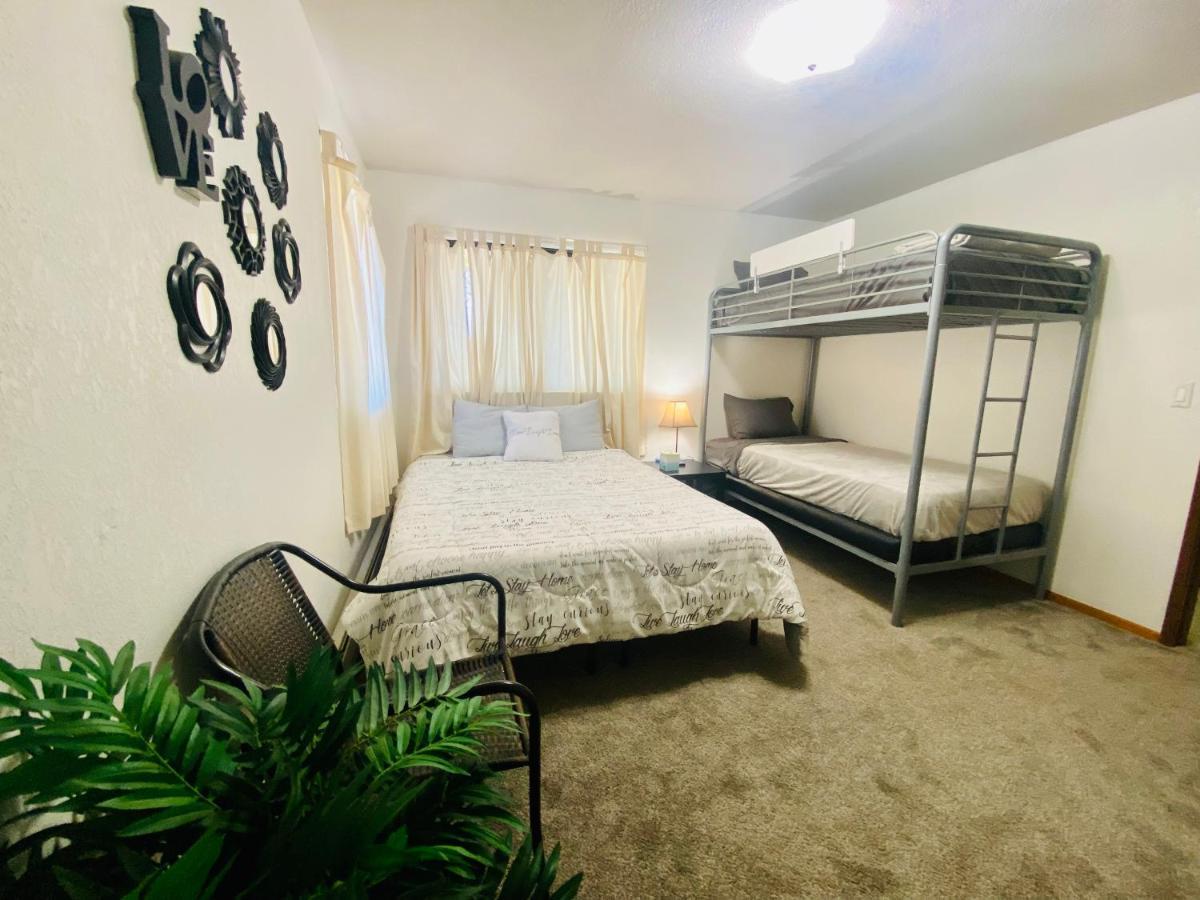 Family Friendly, 3 Bedroom House, With King Bed For Up To 15 - Bbq - Internet - Jet Tub Auburn Exterior photo
