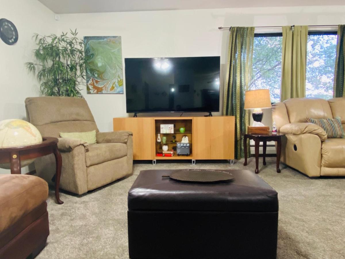 Family Friendly, 3 Bedroom House, With King Bed For Up To 15 - Bbq - Internet - Jet Tub Auburn Exterior photo